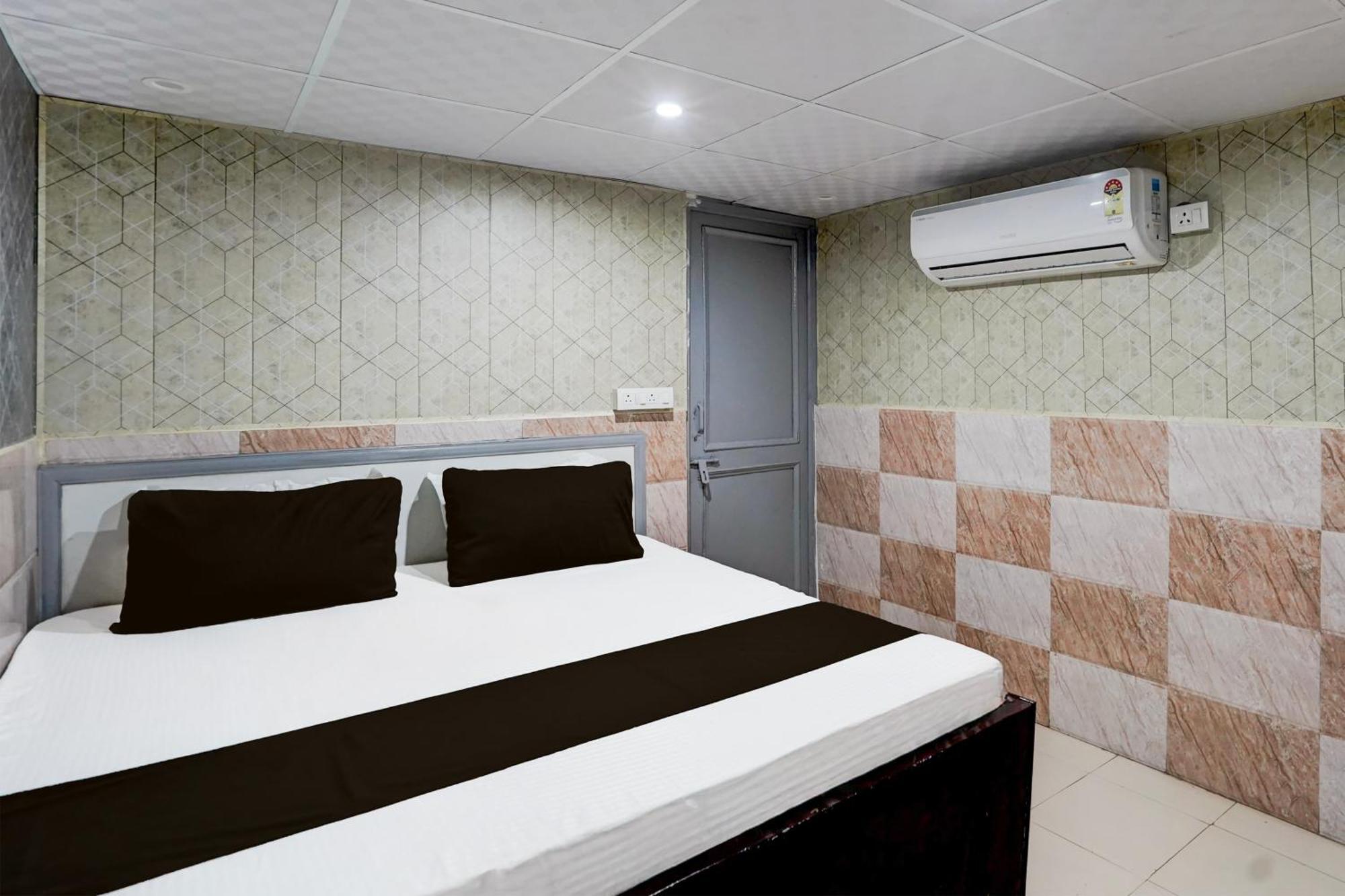 Hotel O Anant Ghaziabad Ngoại thất bức ảnh
