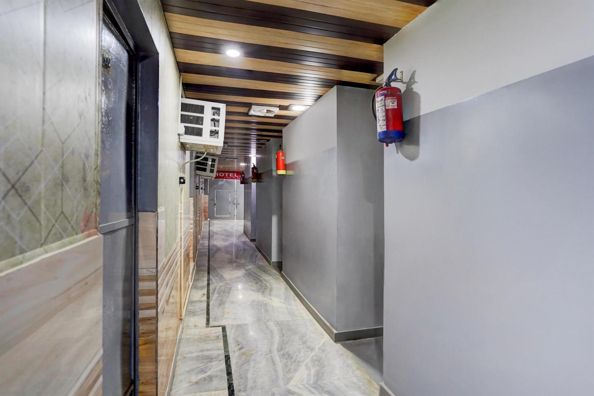 Hotel O Anant Ghaziabad Ngoại thất bức ảnh