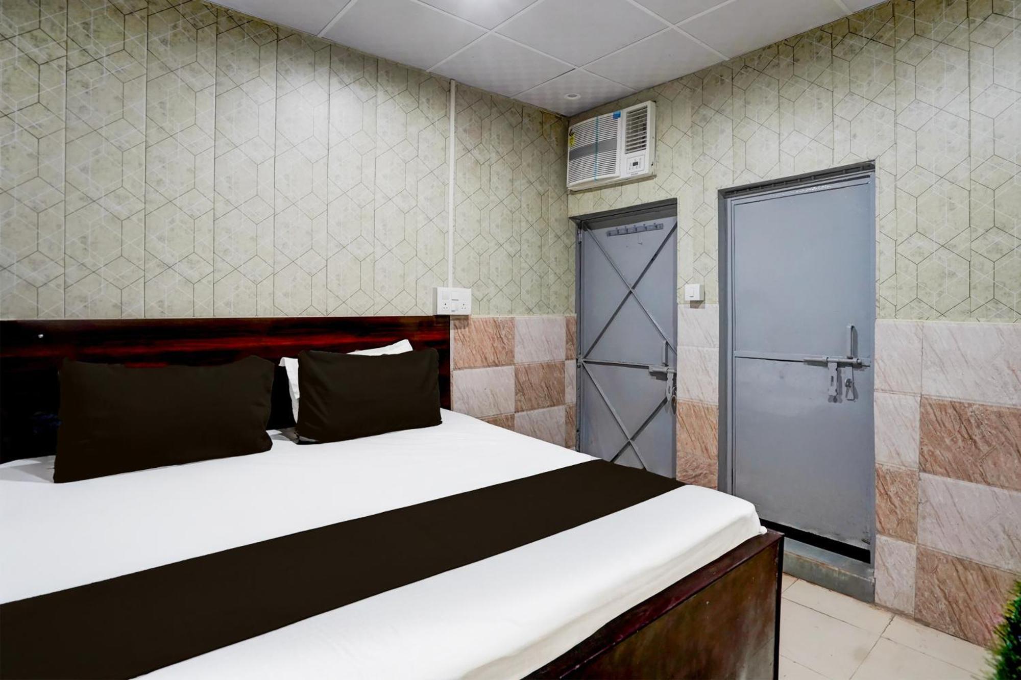 Hotel O Anant Ghaziabad Ngoại thất bức ảnh