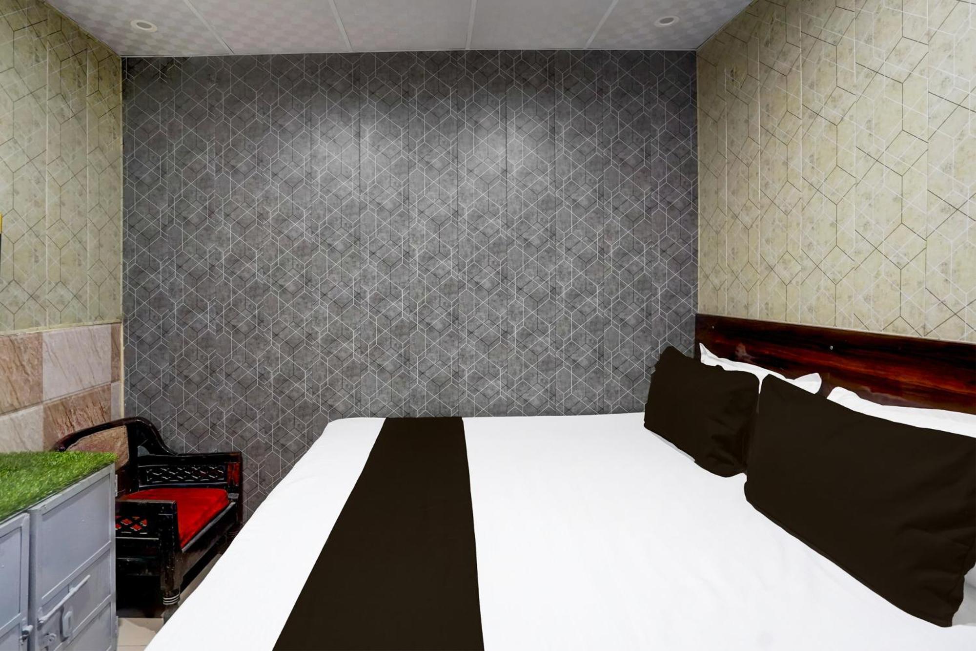 Hotel O Anant Ghaziabad Ngoại thất bức ảnh